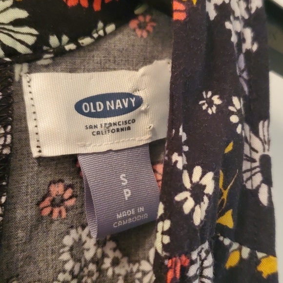 Old Navy Tops Old Navy Black Floral Tunic Top Poshmark